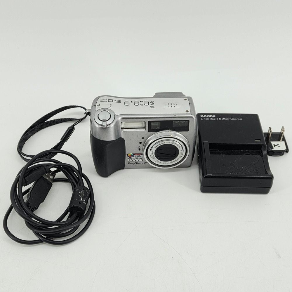 Kodak EasyShare Z730 Digital Camera Silver w/ Charger Battery Cord Bundle Tested